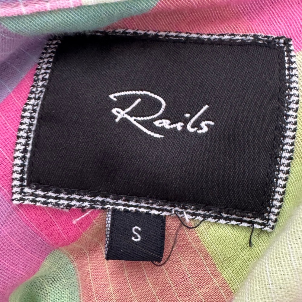 Rails Taylor Gauze‎ Button-Down Shirt in Rainbow Bright Plaid Size Small - Picture 11 of 14